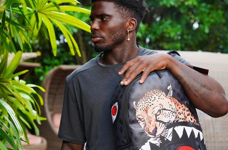 Cop Who Cuffed Tyreek Hill Has A History Of Misconduct And Complaints